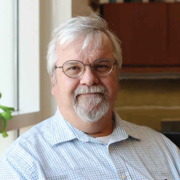 Headshot of Eric Everett