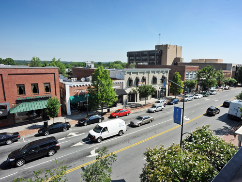 Photo: A view of Franklin Street in Chapel Hill.