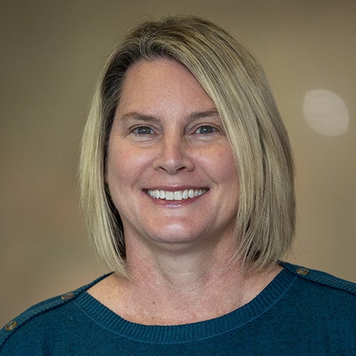 Portrait of Kelley Cardone.