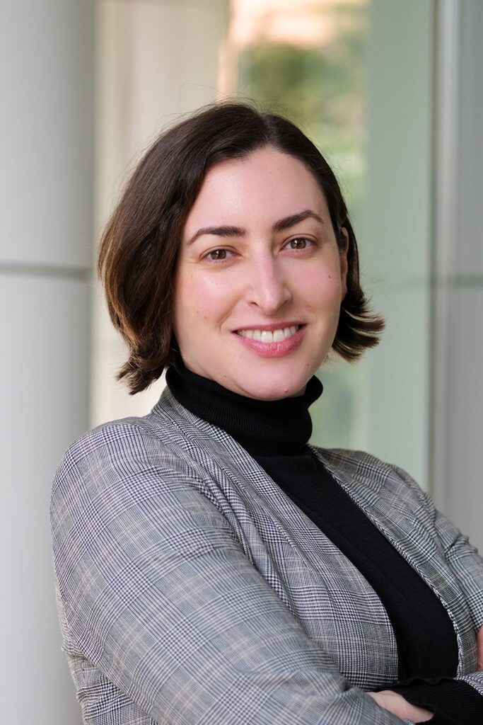 Headshot of Sarah Cohen